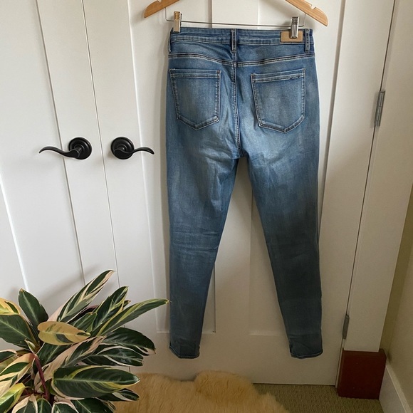 Buffalo Light Wash Skinny Denim Sz 29 - Picture 6 of 7